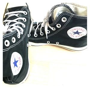 ❌ SOLD ❌ Converse All-Star Black High Tops